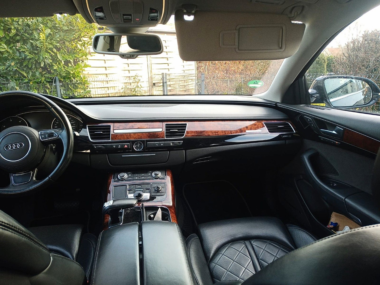 Audi A8 4.2 TDI tiptronic quattro - Limuzina: slika Audi A8 4.2 TDI tiptronic quattro - Limuzina Audi A8 4.2 TDI tiptronic quattro - Limuzina: slika Audi A8 4.2 TDI tiptronic quattro - Limuzina
