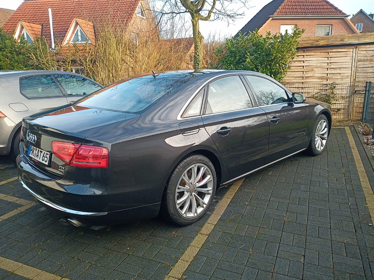 Audi A8 4.2 TDI tiptronic quattro - Limuzina: slika Audi A8 4.2 TDI tiptronic quattro - Limuzina Audi A8 4.2 TDI tiptronic quattro - Limuzina: slika Audi A8 4.2 TDI tiptronic quattro - Limuzina