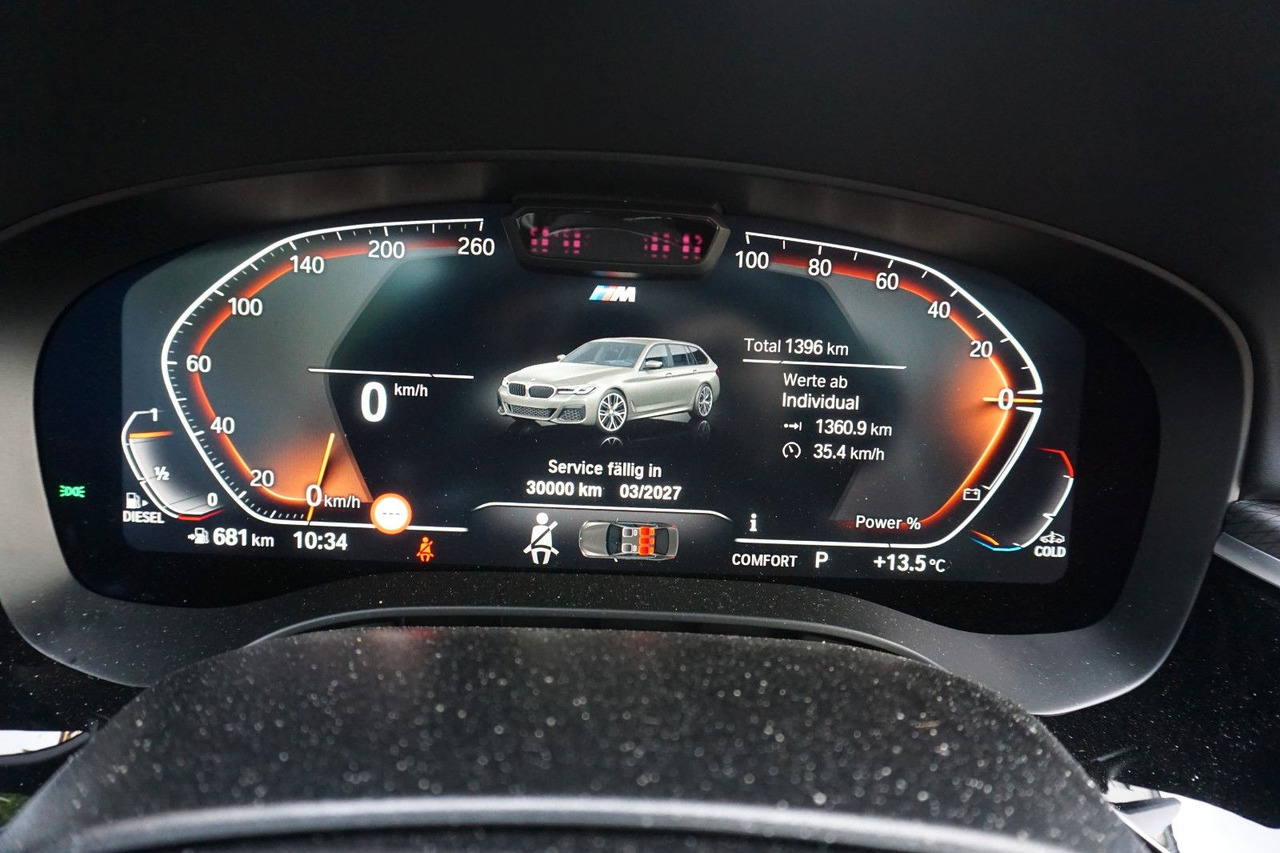 BMW 530 xDrive Touríng - Karavan: slika BMW 530 xDrive Touríng - Karavan BMW 530 xDrive Touríng - Karavan: slika BMW 530 xDrive Touríng - Karavan