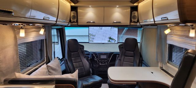 Niesmann + Bischoff Flair 880 BE - Integrirani kamper: slika Niesmann + Bischoff Flair 880 BE - Integrirani kamper Niesmann + Bischoff Flair 880 BE - Integrirani kamper: slika Niesmann + Bischoff Flair 880 BE - Integrirani kamper