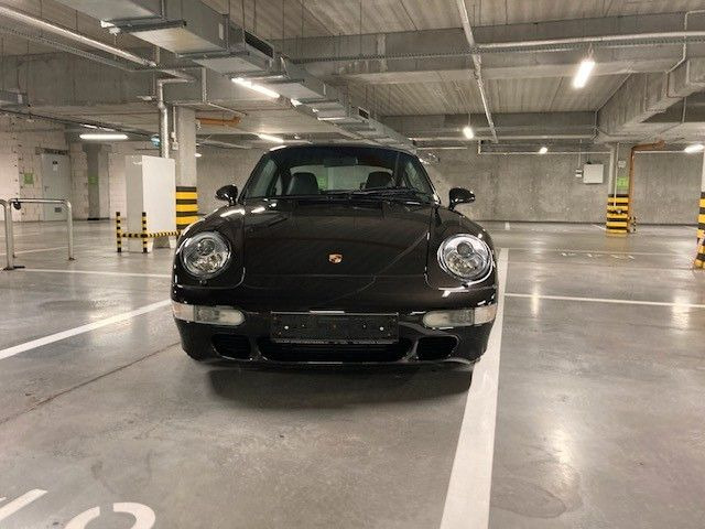 Porsche 993 4S - Coupe: slika Porsche 993 4S - Coupe Porsche 993 4S - Coupe: slika Porsche 993 4S - Coupe