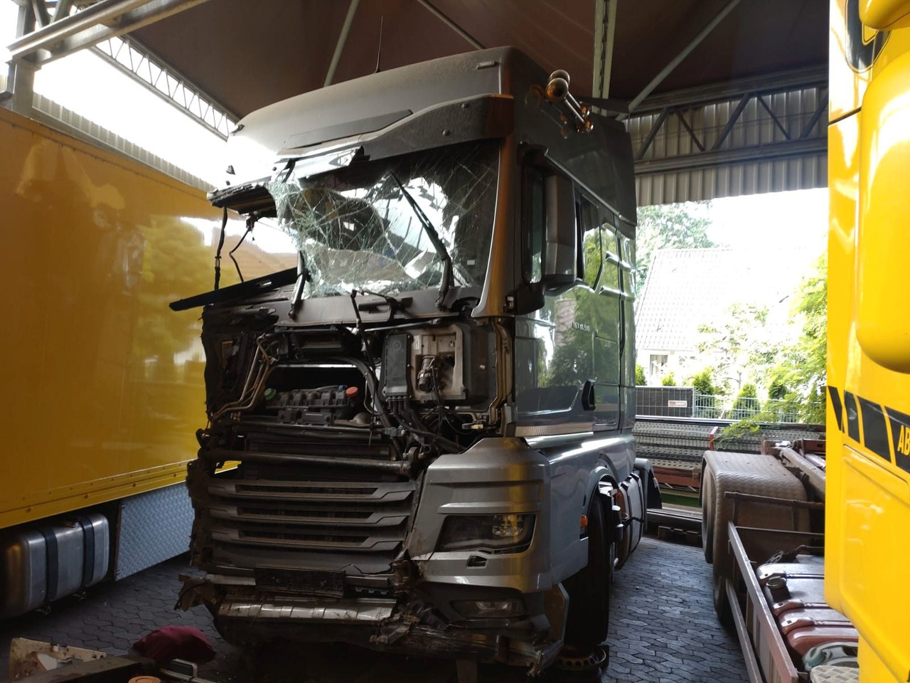 MAN TGX 18.510 - Tegljač: slika MAN TGX 18.510 - Tegljač MAN TGX 18.510 - Tegljač: slika MAN TGX 18.510 - Tegljač