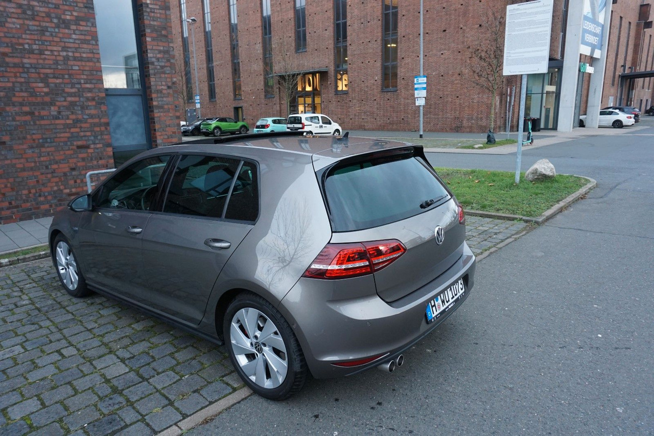 Volkswagen Golf 2.0 TDI DSG BMT GTD - Limuzina: slika Volkswagen Golf 2.0 TDI DSG BMT GTD - Limuzina Volkswagen Golf 2.0 TDI DSG BMT GTD - Limuzina: slika Volkswagen Golf 2.0 TDI DSG BMT GTD - Limuzina