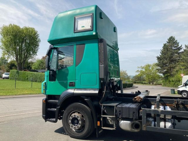 Transporter kontejnera/ Kamion s izmjenjivim sanducima Iveco Stralis AT190S31/FP CM TOPSLEEPER Euro5 Intarder: slika Transporter kontejnera/ Kamion s izmjenjivim sanducima Iveco Stralis AT190S31/FP CM TOPSLEEPER Euro5 Intarder