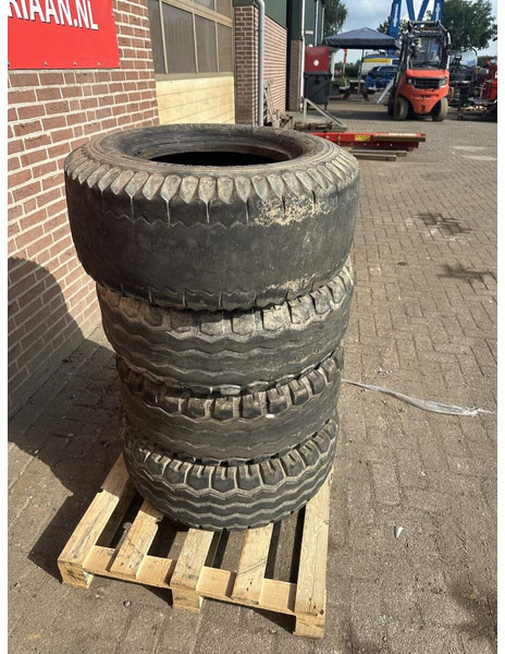 4 Banden 11.5/80.15.3 - Gebruikt - Guma za Kamion: slika 4 Banden 11.5/80.15.3 - Gebruikt - Guma za Kamion 4 Banden 11.5/80.15.3 - Gebruikt - Guma za Kamion: slika 4 Banden 11.5/80.15.3 - Gebruikt - Guma za Kamion