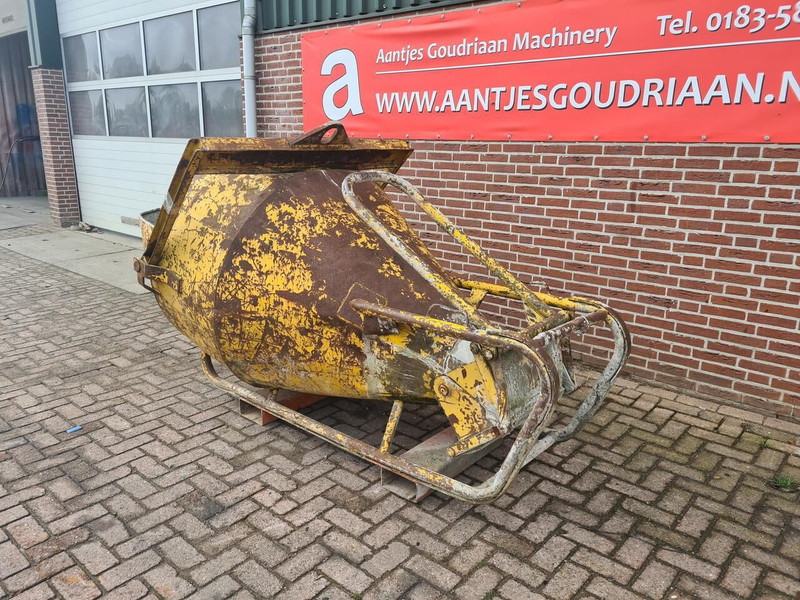 Kubel 1000 liter - Gebruikt - Korpa za Građevinski strojevi: slika Kubel 1000 liter - Gebruikt - Korpa za Građevinski strojevi Kubel 1000 liter - Gebruikt - Korpa za Građevinski strojevi: slika Kubel 1000 liter - Gebruikt - Korpa za Građevinski strojevi