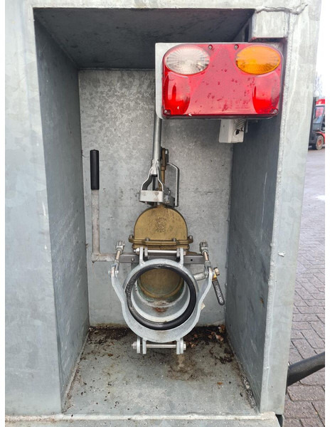 Mestcontainer - Nieuw - Rasipač gnojiva: slika Mestcontainer - Nieuw - Rasipač gnojiva Mestcontainer - Nieuw - Rasipač gnojiva: slika Mestcontainer - Nieuw - Rasipač gnojiva