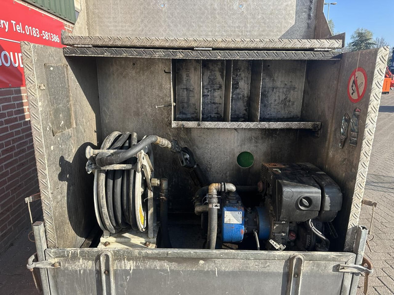 Onbekend - Prikolica cisterna: slika Onbekend - Prikolica cisterna Onbekend - Prikolica cisterna: slika Onbekend - Prikolica cisterna