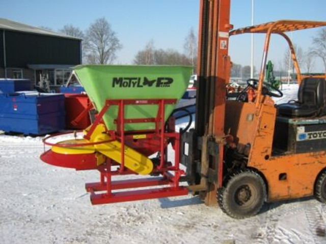 Onbekend Zoutstrooier - Rasipač gnojiva: slika Onbekend Zoutstrooier - Rasipač gnojiva Onbekend Zoutstrooier - Rasipač gnojiva: slika Onbekend Zoutstrooier - Rasipač gnojiva