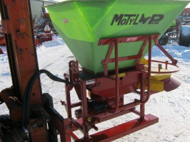 Onbekend Zoutstrooier - Rasipač gnojiva: slika Onbekend Zoutstrooier - Rasipač gnojiva Onbekend Zoutstrooier - Rasipač gnojiva: slika Onbekend Zoutstrooier - Rasipač gnojiva