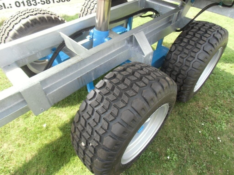 MINI Mini dumper - Prikolica: slika MINI Mini dumper - Prikolica MINI Mini dumper - Prikolica: slika MINI Mini dumper - Prikolica