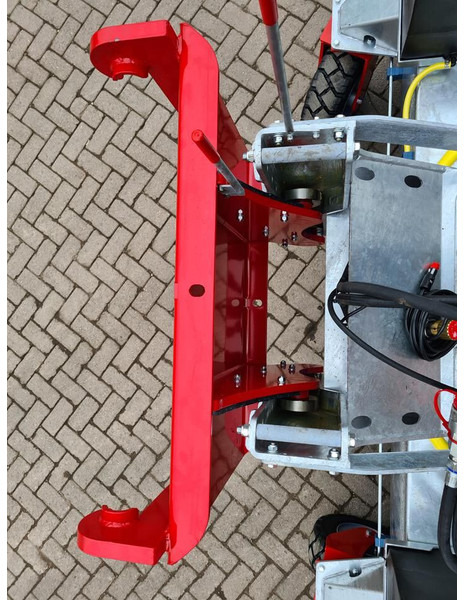 Novi Metla Sweep veegmachine HSTV800P 2900 mm breed: slika Novi Metla Sweep veegmachine HSTV800P 2900 mm breed Novi Metla Sweep veegmachine HSTV800P 2900 mm breed: slika Novi Metla Sweep veegmachine HSTV800P 2900 mm breed