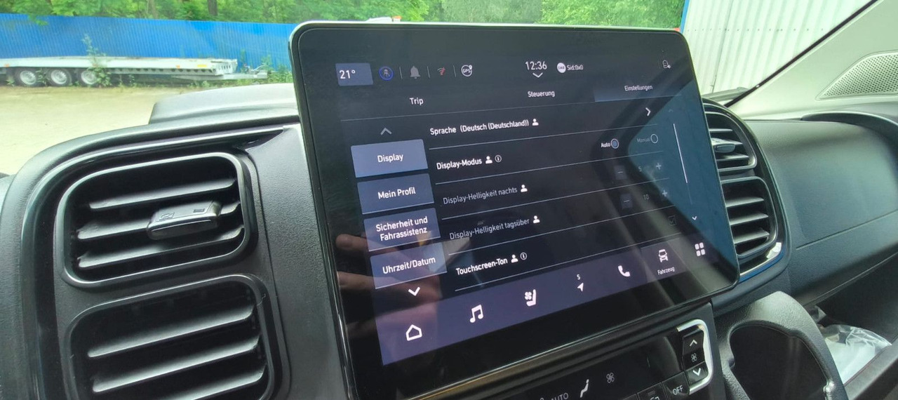 Toyota Proace Autotransporter Vollalu Aut. Navi - Dostavno vozilo: slika Toyota Proace Autotransporter Vollalu Aut. Navi - Dostavno vozilo Toyota Proace Autotransporter Vollalu Aut. Navi - Dostavno vozilo: slika Toyota Proace Autotransporter Vollalu Aut. Navi - Dostavno vozilo