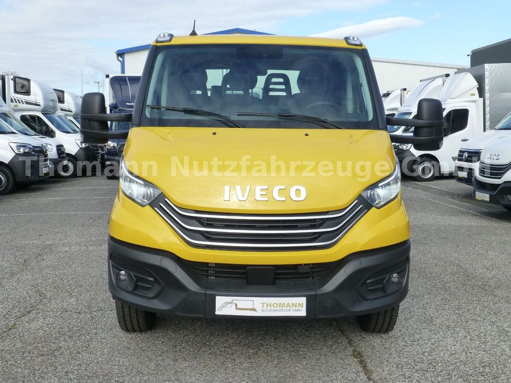 Iveco DAILY 70C18 DoKa Schiebeplateau Luftfed Navi - Kamion za vuču, Dostavno vozilo: slika Iveco DAILY 70C18 DoKa Schiebeplateau Luftfed Navi - Kamion za vuču, Dostavno vozilo Iveco DAILY 70C18 DoKa Schiebeplateau Luftfed Navi - Kamion za vuču, Dostavno vozilo: slika Iveco DAILY 70C18 DoKa Schiebeplateau Luftfed Navi - Kamion za vuču, Dostavno vozilo