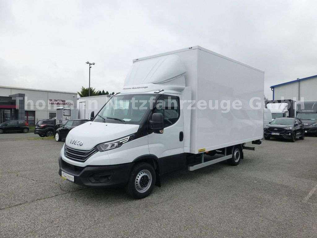 Iveco Daily 35S18 Koffer Ladebordwand Ultralight ! - Dostavno vozilo sa zatvorenim sandukom: slika Iveco Daily 35S18 Koffer Ladebordwand Ultralight ! - Dostavno vozilo sa zatvorenim sandukom Iveco Daily 35S18 Koffer Ladebordwand Ultralight ! - Dostavno vozilo sa zatvorenim sandukom: slika Iveco Daily 35S18 Koffer Ladebordwand Ultralight ! - Dostavno vozilo sa zatvorenim sandukom