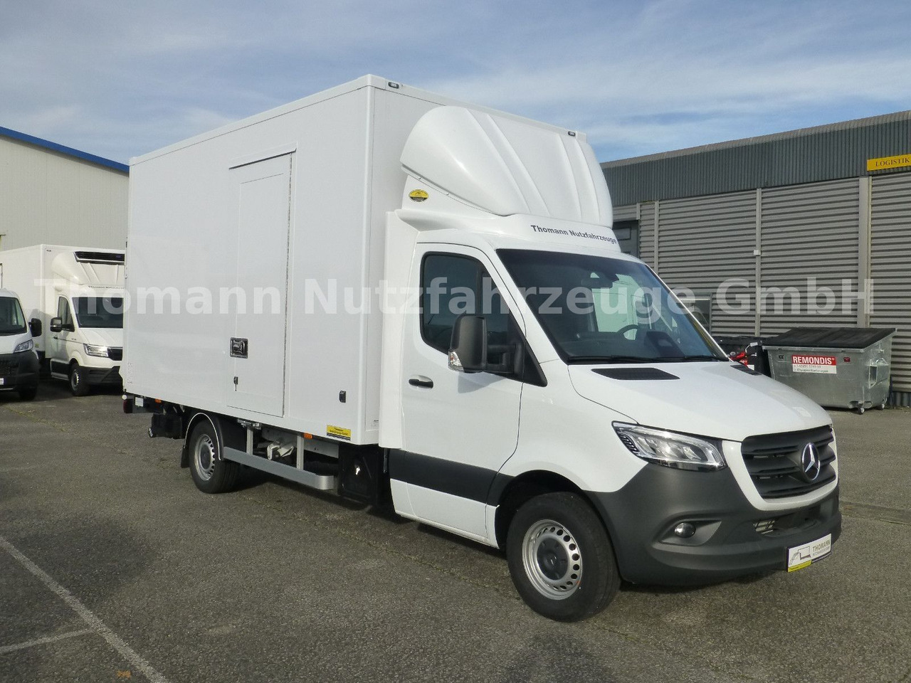 Mercedes-Benz Sprinter 317 CDI Koffer Ultralight LBW Neuheit! - Dostavno vozilo sa zatvorenim sandukom: slika Mercedes-Benz Sprinter 317 CDI Koffer Ultralight LBW Neuheit! - Dostavno vozilo sa zatvorenim sandukom Mercedes-Benz Sprinter 317 CDI Koffer Ultralight LBW Neuheit! - Dostavno vozilo sa zatvorenim sandukom: slika Mercedes-Benz Sprinter 317 CDI Koffer Ultralight LBW Neuheit! - Dostavno vozilo sa zatvorenim sandukom