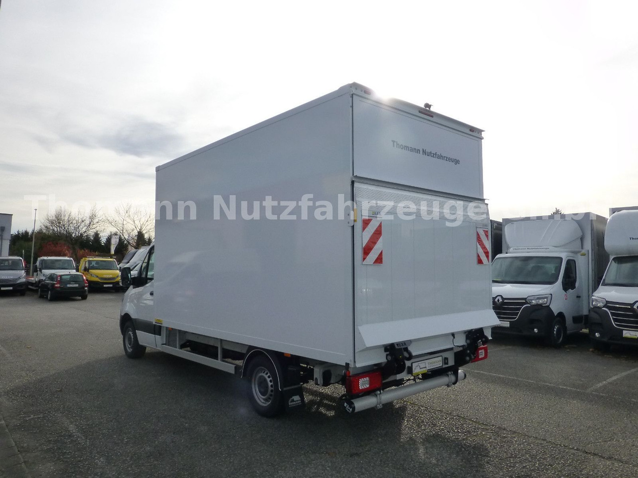 Mercedes-Benz Sprinter 317 CDI Koffer Ultralight LBW Neuheit! - Dostavno vozilo sa zatvorenim sandukom: slika Mercedes-Benz Sprinter 317 CDI Koffer Ultralight LBW Neuheit! - Dostavno vozilo sa zatvorenim sandukom Mercedes-Benz Sprinter 317 CDI Koffer Ultralight LBW Neuheit! - Dostavno vozilo sa zatvorenim sandukom: slika Mercedes-Benz Sprinter 317 CDI Koffer Ultralight LBW Neuheit! - Dostavno vozilo sa zatvorenim sandukom
