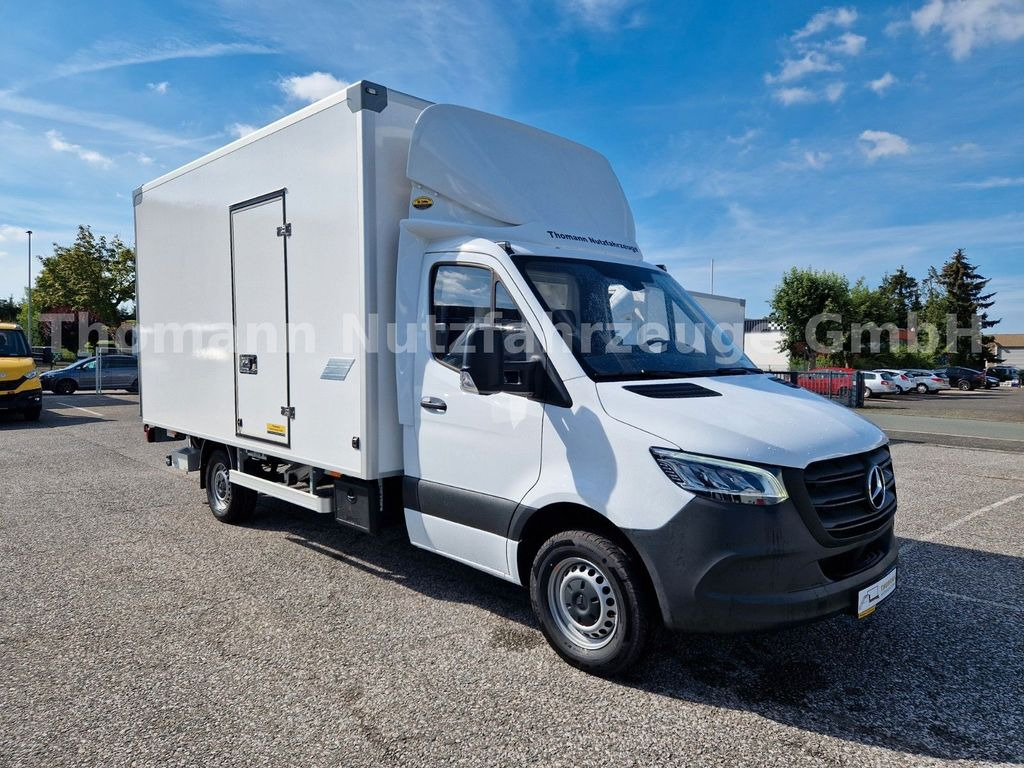 Mercedes-Benz Sprinter 319 CDI Koffer LBW Seiten Tür - Dostavno vozilo sa zatvorenim sandukom: slika Mercedes-Benz Sprinter 319 CDI Koffer LBW Seiten Tür - Dostavno vozilo sa zatvorenim sandukom Mercedes-Benz Sprinter 319 CDI Koffer LBW Seiten Tür - Dostavno vozilo sa zatvorenim sandukom: slika Mercedes-Benz Sprinter 319 CDI Koffer LBW Seiten Tür - Dostavno vozilo sa zatvorenim sandukom
