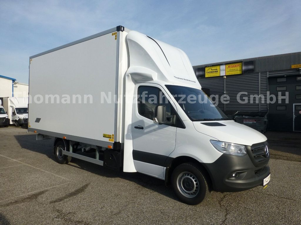 Mercedes-Benz Sprinter 319 CDI Koffer Türen Premium Aut. - Dostavno vozilo sa zatvorenim sandukom: slika Mercedes-Benz Sprinter 319 CDI Koffer Türen Premium Aut. - Dostavno vozilo sa zatvorenim sandukom Mercedes-Benz Sprinter 319 CDI Koffer Türen Premium Aut. - Dostavno vozilo sa zatvorenim sandukom: slika Mercedes-Benz Sprinter 319 CDI Koffer Türen Premium Aut. - Dostavno vozilo sa zatvorenim sandukom