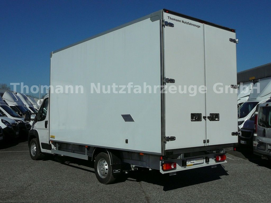 Peugeot Boxer Koffer Möbelkoffer 4600 Lang 2400 Hoch - Dostavno vozilo sa zatvorenim sandukom: slika Peugeot Boxer Koffer Möbelkoffer 4600 Lang 2400 Hoch - Dostavno vozilo sa zatvorenim sandukom Peugeot Boxer Koffer Möbelkoffer 4600 Lang 2400 Hoch - Dostavno vozilo sa zatvorenim sandukom: slika Peugeot Boxer Koffer Möbelkoffer 4600 Lang 2400 Hoch - Dostavno vozilo sa zatvorenim sandukom