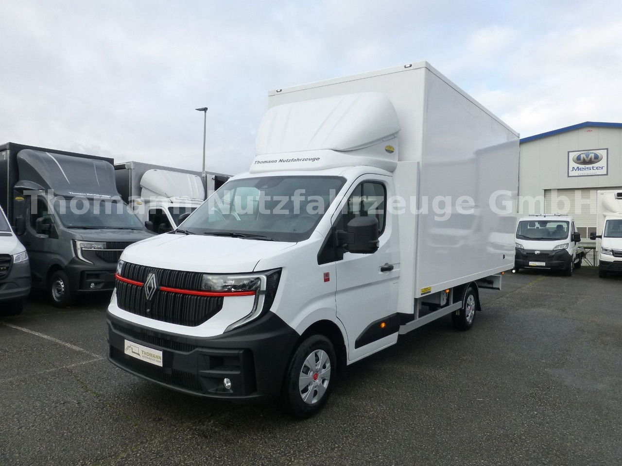 Renault NEW Master Koffer Möbelkoffer Ultralight! - Dostavno vozilo sa zatvorenim sandukom: slika Renault NEW Master Koffer Möbelkoffer Ultralight! - Dostavno vozilo sa zatvorenim sandukom Renault NEW Master Koffer Möbelkoffer Ultralight! - Dostavno vozilo sa zatvorenim sandukom: slika Renault NEW Master Koffer Möbelkoffer Ultralight! - Dostavno vozilo sa zatvorenim sandukom