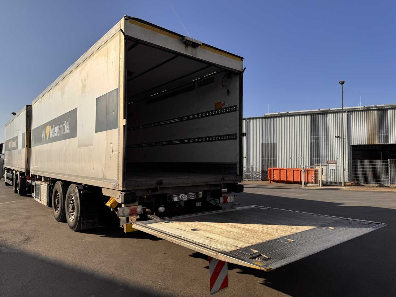 Zakup  Ackermann Z-VA-F 19/7,5 Carrier Supra 950U LBW Bär 2.000kg Ackermann Z-VA-F 19/7,5 Carrier Supra 950U LBW Bär 2.000kg: slika Zakup  Ackermann Z-VA-F 19/7,5 Carrier Supra 950U LBW Bär 2.000kg Ackermann Z-VA-F 19/7,5 Carrier Supra 950U LBW Bär 2.000kg