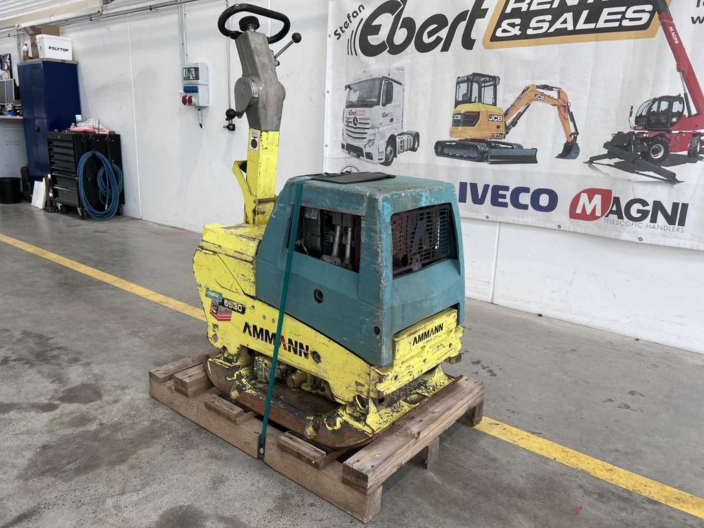 Ammann APH 6530 Rüttelplatte / 539kg / 2018 / Diesel Ammann APH 6530 Rüttelplatte / 539kg / 2018 / Diesel - Vibro ploča: slika Ammann APH 6530 Rüttelplatte / 539kg / 2018 / Diesel Ammann APH 6530 Rüttelplatte / 539kg / 2018 / Diesel - Vibro ploča Ammann APH 6530 Rüttelplatte / 539kg / 2018 / Diesel Ammann APH 6530 Rüttelplatte / 539kg / 2018 / Diesel - Vibro ploča: slika Ammann APH 6530 Rüttelplatte / 539kg / 2018 / Diesel Ammann APH 6530 Rüttelplatte / 539kg / 2018 / Diesel - Vibro ploča