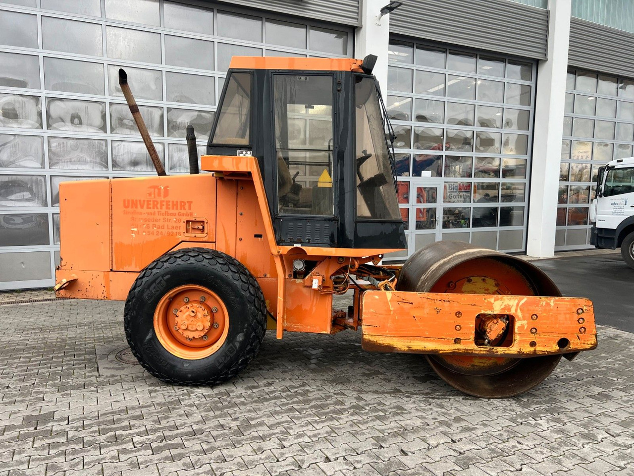 CAT CS 433C Walze / 3804 h - Kompaktor: slika CAT CS 433C Walze / 3804 h - Kompaktor CAT CS 433C Walze / 3804 h - Kompaktor: slika CAT CS 433C Walze / 3804 h - Kompaktor