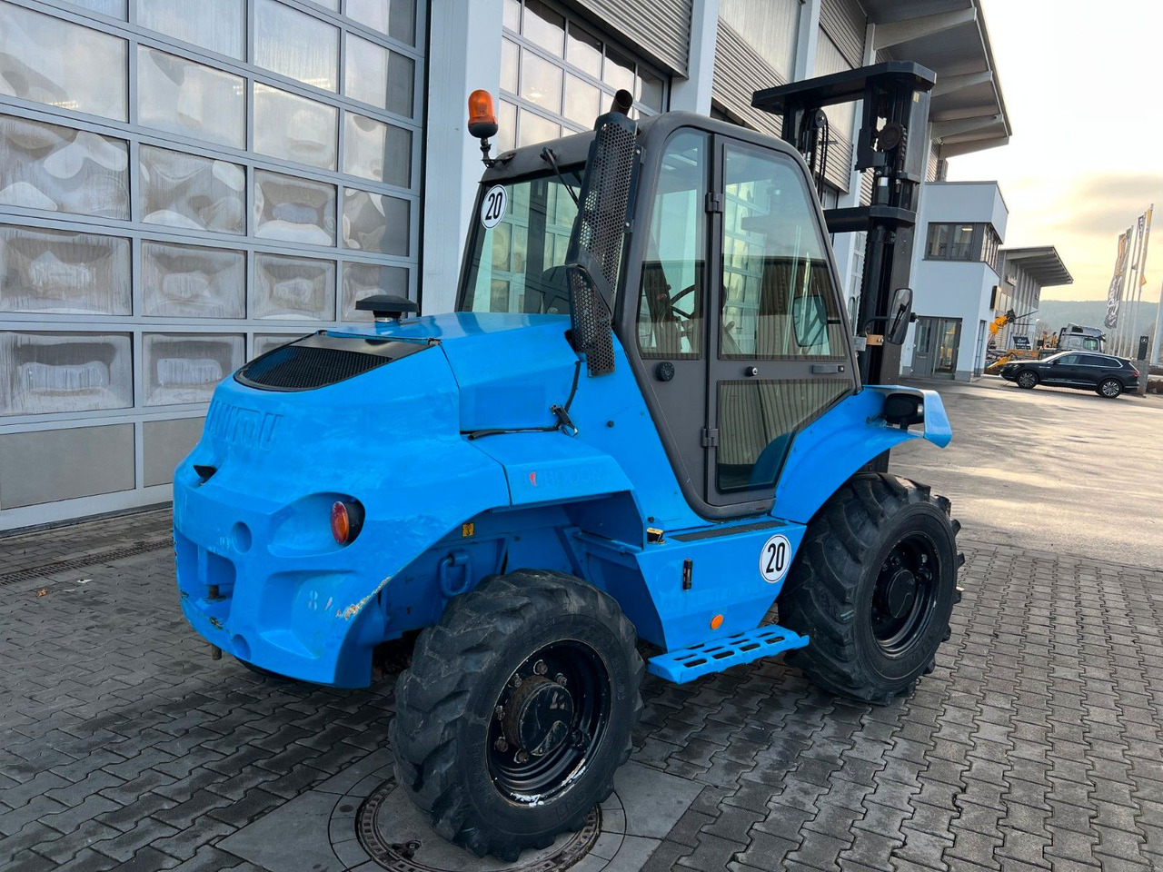 Manitou M30-4 / nur: 2.931h / SS / Allrad / 5,3m Hubhöhe - Drugi strojevi: slika Manitou M30-4 / nur: 2.931h / SS / Allrad / 5,3m Hubhöhe - Drugi strojevi Manitou M30-4 / nur: 2.931h / SS / Allrad / 5,3m Hubhöhe - Drugi strojevi: slika Manitou M30-4 / nur: 2.931h / SS / Allrad / 5,3m Hubhöhe - Drugi strojevi