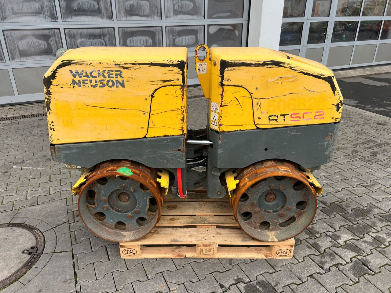Wacker Neuson RT 56 SC2 Grabenwalze / Funk /552h - Drugi strojevi: slika Wacker Neuson RT 56 SC2 Grabenwalze / Funk /552h - Drugi strojevi Wacker Neuson RT 56 SC2 Grabenwalze / Funk /552h - Drugi strojevi: slika Wacker Neuson RT 56 SC2 Grabenwalze / Funk /552h - Drugi strojevi