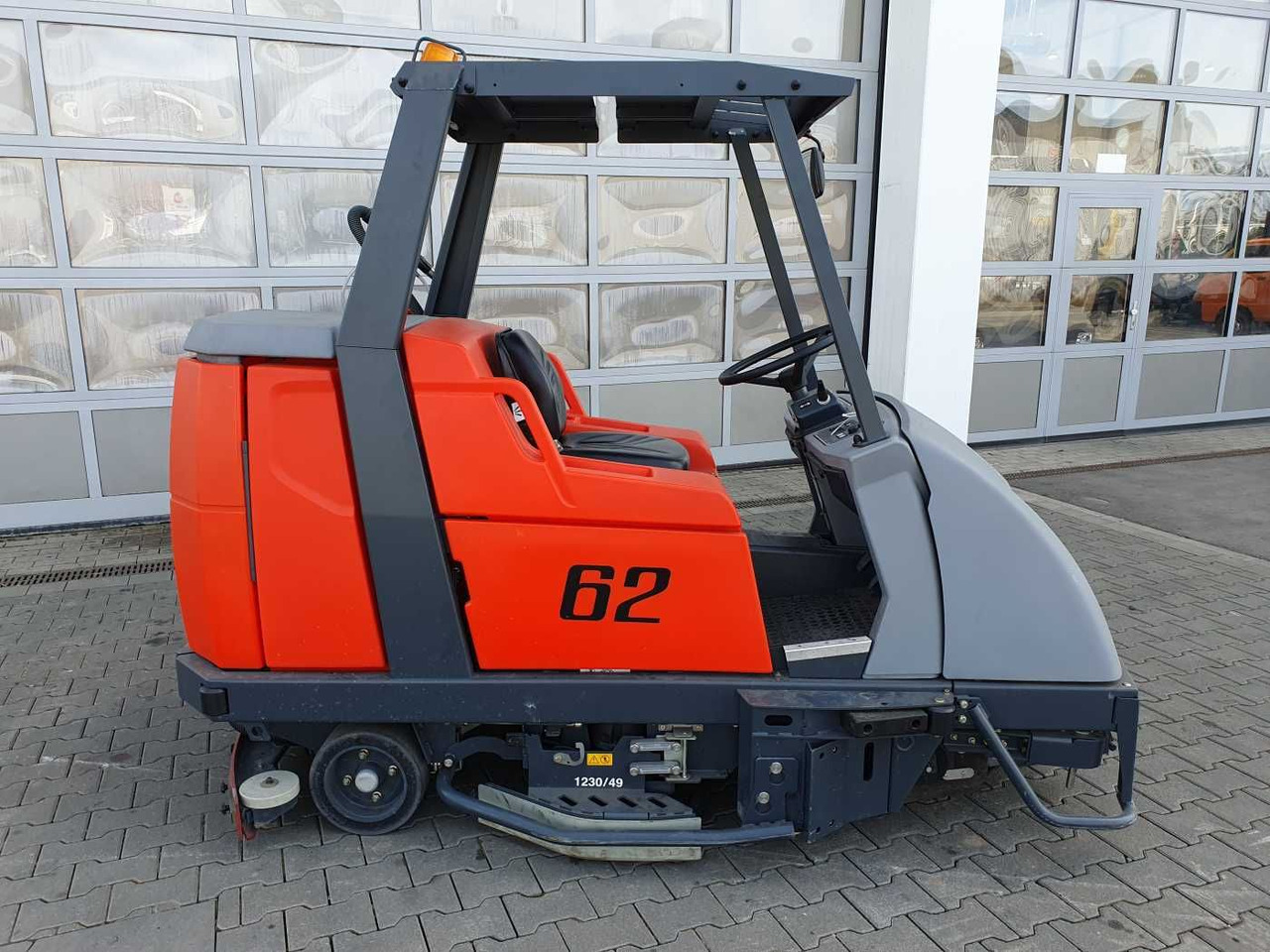 Hako Scrubmaster B310 R CL / nur 418h! / 2016 - Perač podova: slika Hako Scrubmaster B310 R CL / nur 418h! / 2016 - Perač podova Hako Scrubmaster B310 R CL / nur 418h! / 2016 - Perač podova: slika Hako Scrubmaster B310 R CL / nur 418h! / 2016 - Perač podova
