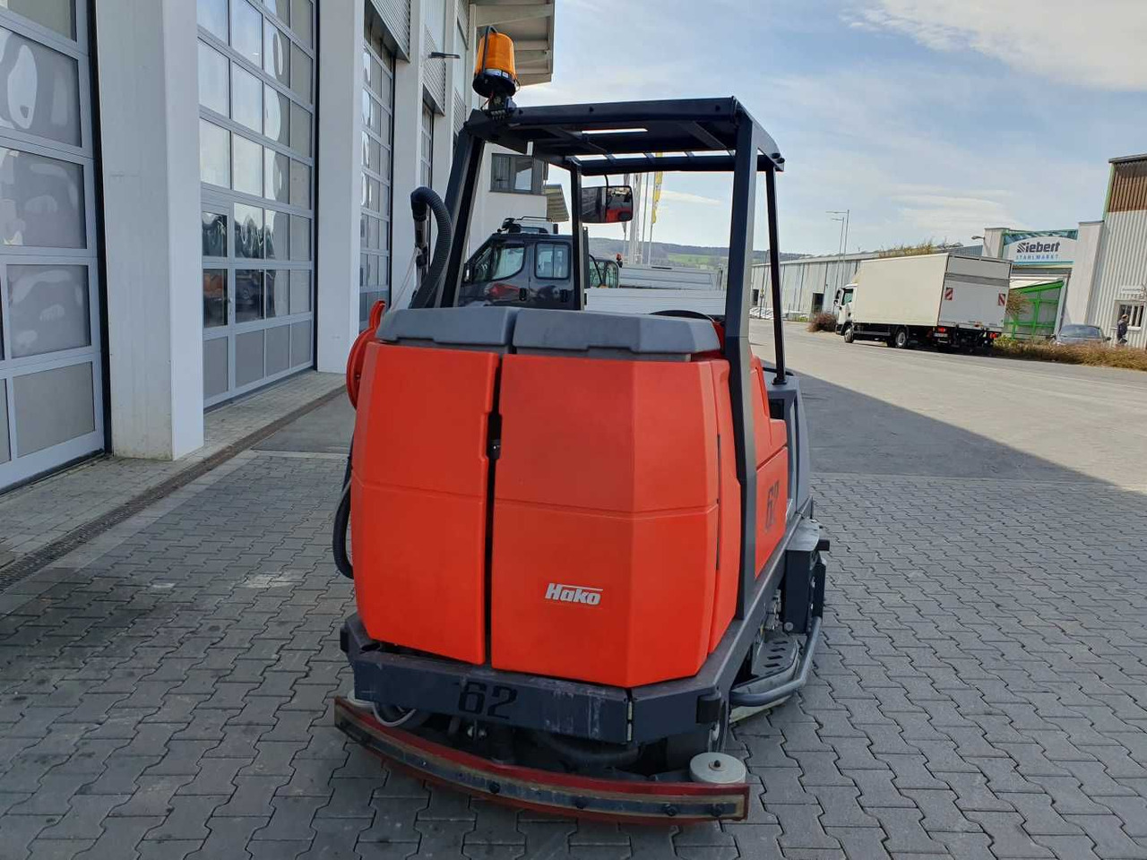 Hako Scrubmaster B310 R CL / nur 418h! / 2016 - Perač podova: slika Hako Scrubmaster B310 R CL / nur 418h! / 2016 - Perač podova Hako Scrubmaster B310 R CL / nur 418h! / 2016 - Perač podova: slika Hako Scrubmaster B310 R CL / nur 418h! / 2016 - Perač podova