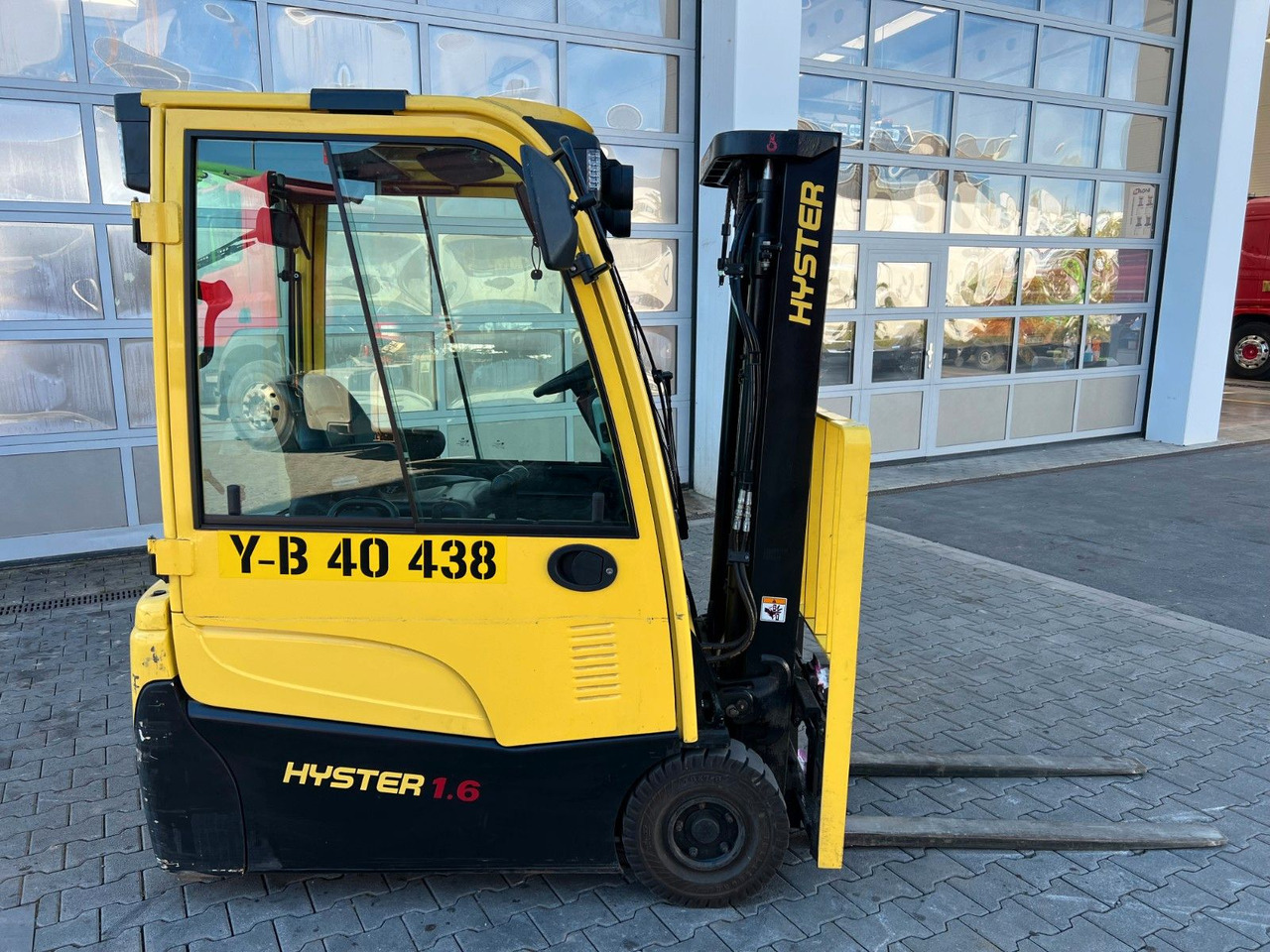 Hyster J1.6 XNT MWB / nur 387h! / Hubhöhe: 4.6m / SS - Električni viličar: slika Hyster J1.6 XNT MWB / nur 387h! / Hubhöhe: 4.6m / SS - Električni viličar Hyster J1.6 XNT MWB / nur 387h! / Hubhöhe: 4.6m / SS - Električni viličar: slika Hyster J1.6 XNT MWB / nur 387h! / Hubhöhe: 4.6m / SS - Električni viličar