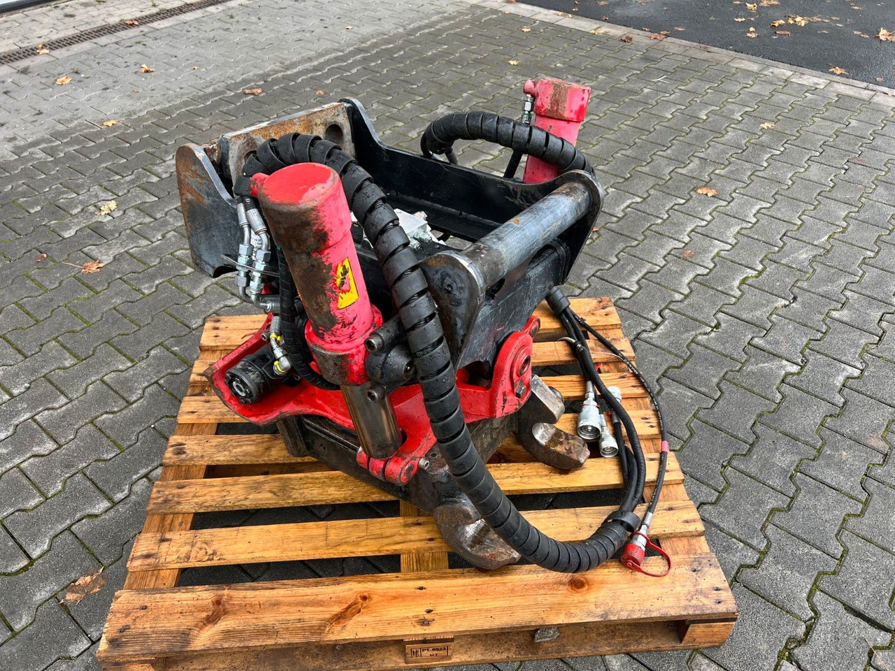 Indexator RT40 / Rototilt R4 / MS10 Sandwich - Tiltrotator: slika Indexator RT40 / Rototilt R4 / MS10 Sandwich - Tiltrotator Indexator RT40 / Rototilt R4 / MS10 Sandwich - Tiltrotator: slika Indexator RT40 / Rototilt R4 / MS10 Sandwich - Tiltrotator