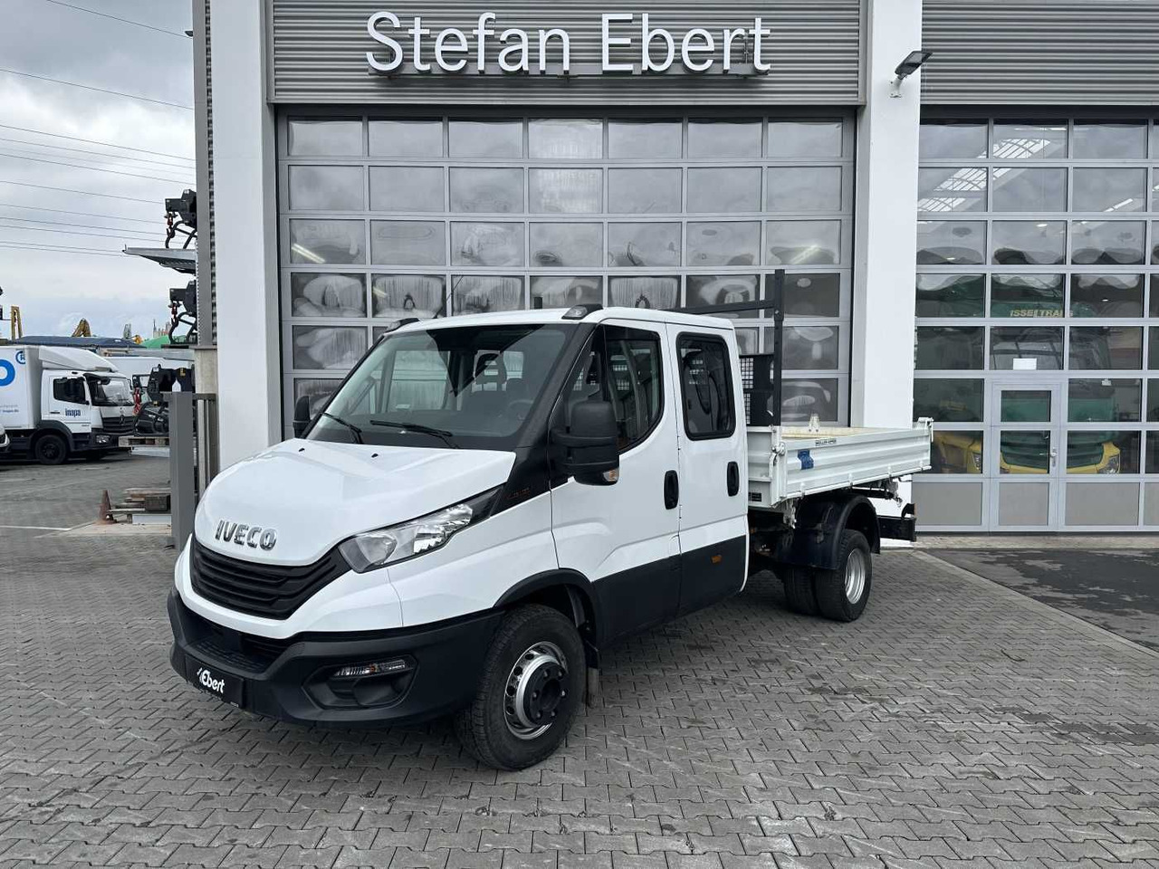 Iveco 70C18H 3-S.Kipper *R.3750mm*7Sitze*AHK* - Mali kamion kiper: slika Iveco 70C18H 3-S.Kipper *R.3750mm*7Sitze*AHK* - Mali kamion kiper Iveco 70C18H 3-S.Kipper *R.3750mm*7Sitze*AHK* - Mali kamion kiper: slika Iveco 70C18H 3-S.Kipper *R.3750mm*7Sitze*AHK* - Mali kamion kiper