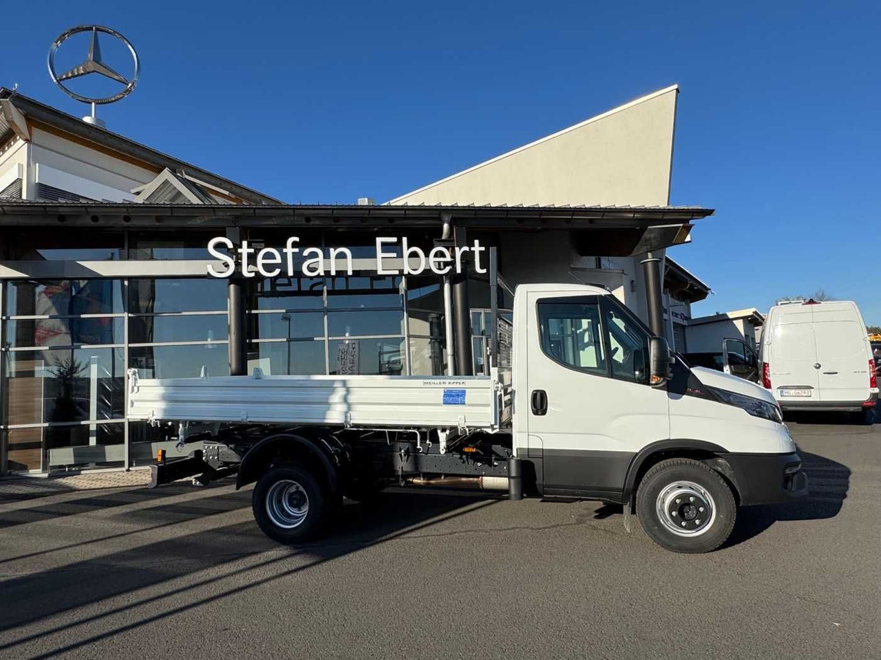 Mali kamion kiper Iveco 70C18H Meiller 3-S.Kipper *2xAHK*Klima*: slika Mali kamion kiper Iveco 70C18H Meiller 3-S.Kipper *2xAHK*Klima*