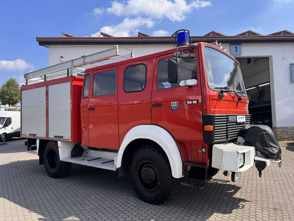 Iveco 90-16 AW 4x4 LF8 Feuerwehr Standheizung 9 Sitze - Vatrogasno vozilo: slika Iveco 90-16 AW 4x4 LF8 Feuerwehr Standheizung 9 Sitze - Vatrogasno vozilo Iveco 90-16 AW 4x4 LF8 Feuerwehr Standheizung 9 Sitze - Vatrogasno vozilo: slika Iveco 90-16 AW 4x4 LF8 Feuerwehr Standheizung 9 Sitze - Vatrogasno vozilo