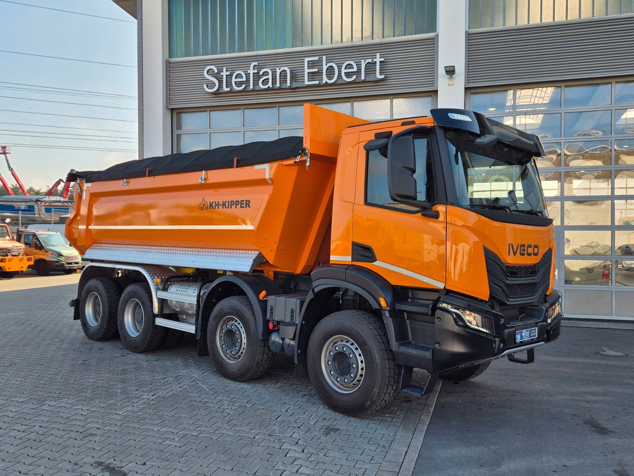 Iveco AD360X54Z HR OFF 8x4 Intarder AHK - Utovarivač s proklizavajućim upravljanjem: slika Iveco AD360X54Z HR OFF 8x4 Intarder AHK - Utovarivač s proklizavajućim upravljanjem Iveco AD360X54Z HR OFF 8x4 Intarder AHK - Utovarivač s proklizavajućim upravljanjem: slika Iveco AD360X54Z HR OFF 8x4 Intarder AHK - Utovarivač s proklizavajućim upravljanjem