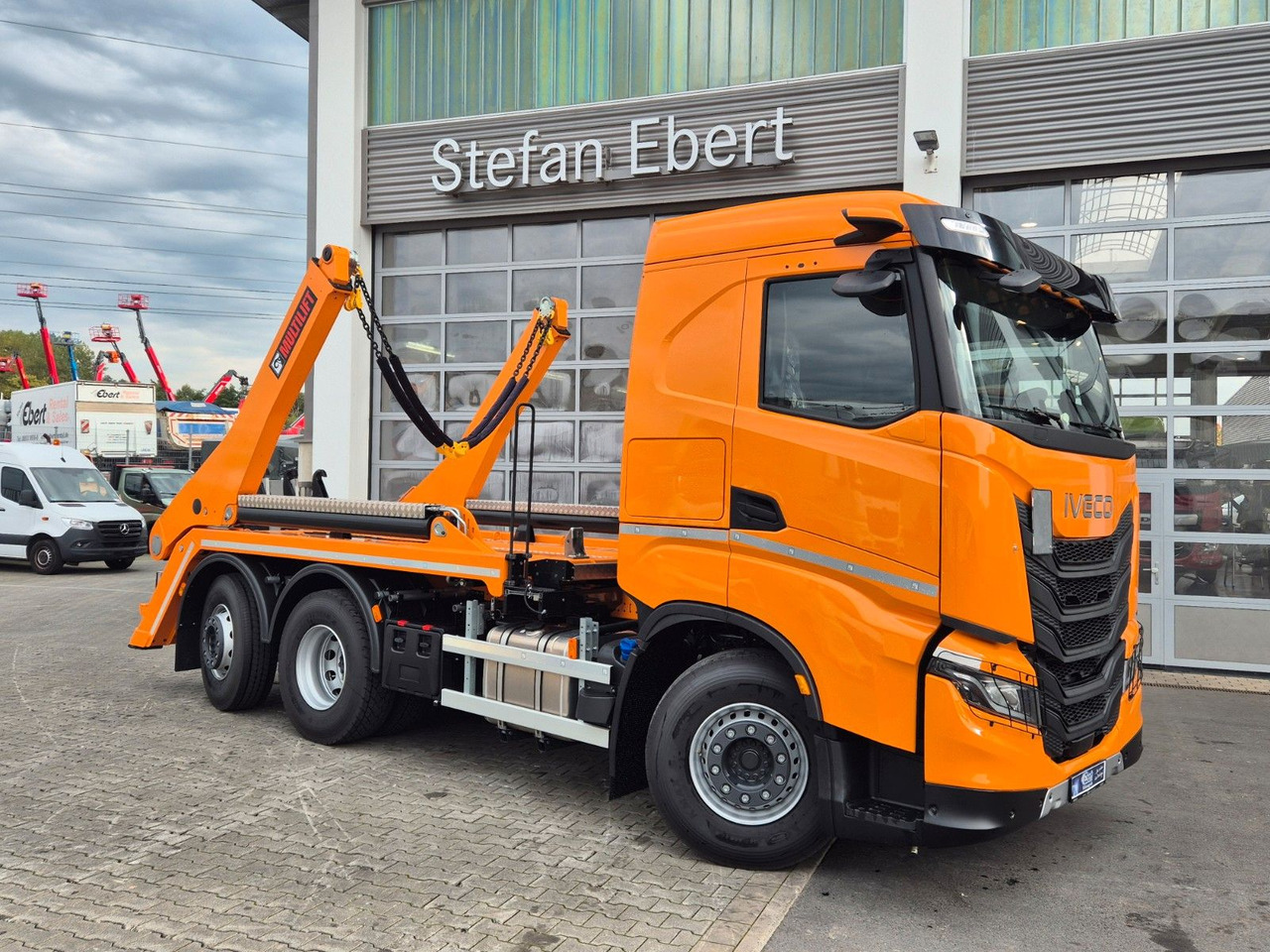 Iveco AS280X58Y/ PS ON Hiab FTR18 Funk AHK Bett Cam - Kiper: slika Iveco AS280X58Y/ PS ON Hiab FTR18 Funk AHK Bett Cam - Kiper Iveco AS280X58Y/ PS ON Hiab FTR18 Funk AHK Bett Cam - Kiper: slika Iveco AS280X58Y/ PS ON Hiab FTR18 Funk AHK Bett Cam - Kiper