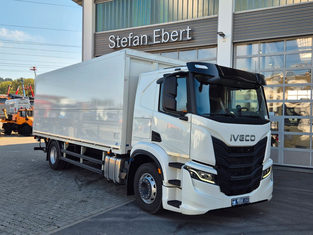 Iveco AT190S40/FP Böse Schwenkwand LBW AHK - Kamion sandučar: slika  Iveco AT190S40/FP Böse Schwenkwand LBW AHK - Kamion sandučar Iveco AT190S40/FP Böse Schwenkwand LBW AHK - Kamion sandučar: slika  Iveco AT190S40/FP Böse Schwenkwand LBW AHK - Kamion sandučar