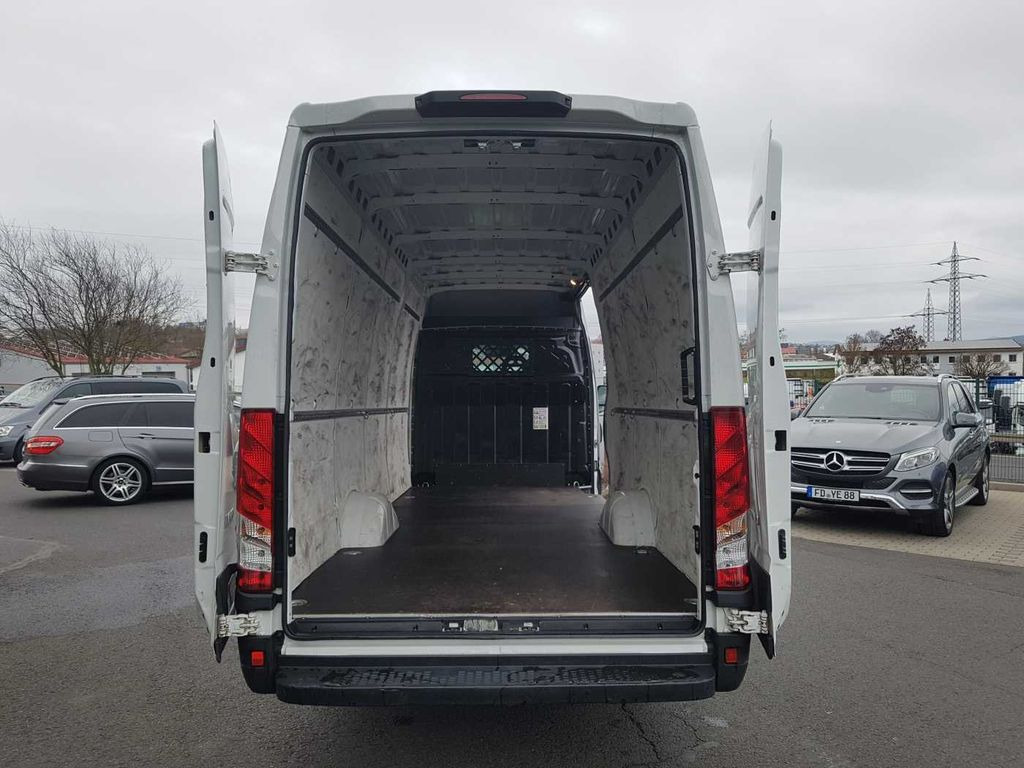 Iveco Daily 35 S 16 V *Klima*L4.100mm* - Furgon: slika Iveco Daily 35 S 16 V *Klima*L4.100mm* - Furgon Iveco Daily 35 S 16 V *Klima*L4.100mm* - Furgon: slika Iveco Daily 35 S 16 V *Klima*L4.100mm* - Furgon