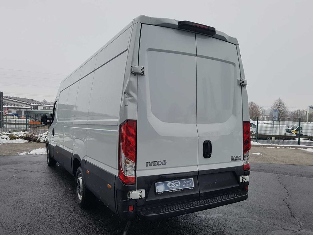 Iveco Daily 35 S16 A8 V *Klima*Automatik*L4.100mm* - Furgon: slika Iveco Daily 35 S16 A8 V *Klima*Automatik*L4.100mm* - Furgon Iveco Daily 35 S16 A8 V *Klima*Automatik*L4.100mm* - Furgon: slika Iveco Daily 35 S16 A8 V *Klima*Automatik*L4.100mm* - Furgon