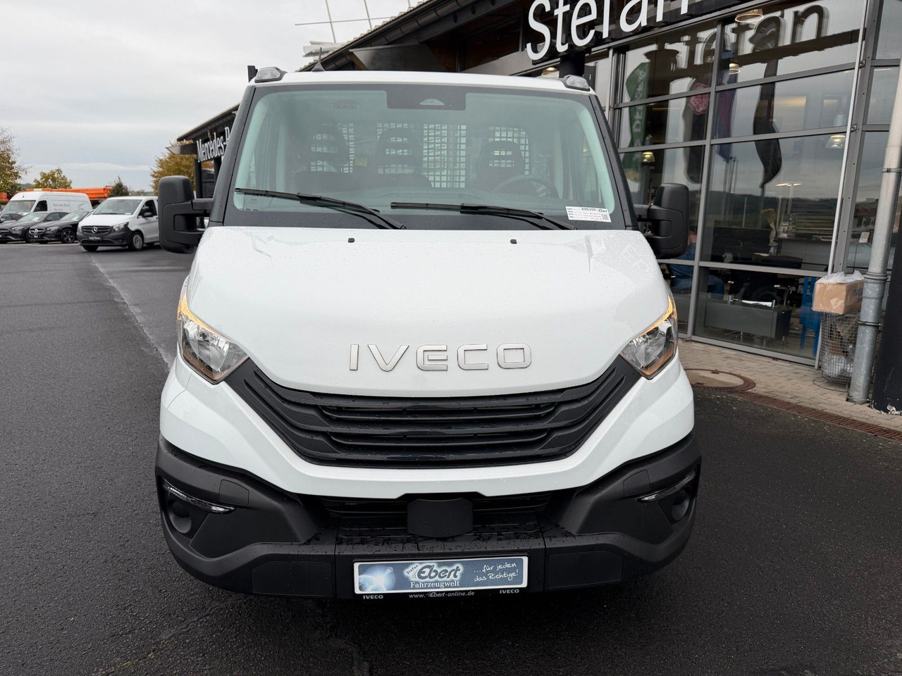 Iveco Daily 35S16 H 3.0L *R3.750mm*AHK*Klima* - Dostavno vozilo s ravnom platformom: slika Iveco Daily 35S16 H 3.0L *R3.750mm*AHK*Klima* - Dostavno vozilo s ravnom platformom Iveco Daily 35S16 H 3.0L *R3.750mm*AHK*Klima* - Dostavno vozilo s ravnom platformom: slika Iveco Daily 35S16 H 3.0L *R3.750mm*AHK*Klima* - Dostavno vozilo s ravnom platformom