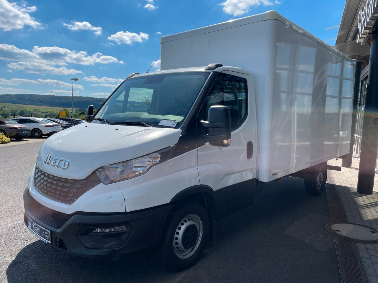 Iveco Daily 35S16 *Koffer*LBW*Klima* - Dostavno vozilo sa zatvorenim sandukom: slika Iveco Daily 35S16 *Koffer*LBW*Klima* - Dostavno vozilo sa zatvorenim sandukom Iveco Daily 35S16 *Koffer*LBW*Klima* - Dostavno vozilo sa zatvorenim sandukom: slika Iveco Daily 35S16 *Koffer*LBW*Klima* - Dostavno vozilo sa zatvorenim sandukom
