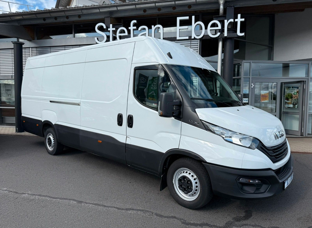 Iveco Daily 35S16 V *Klima*R4.100mm* - Furgon: slika Iveco Daily 35S16 V *Klima*R4.100mm* - Furgon Iveco Daily 35S16 V *Klima*R4.100mm* - Furgon: slika Iveco Daily 35S16 V *Klima*R4.100mm* - Furgon