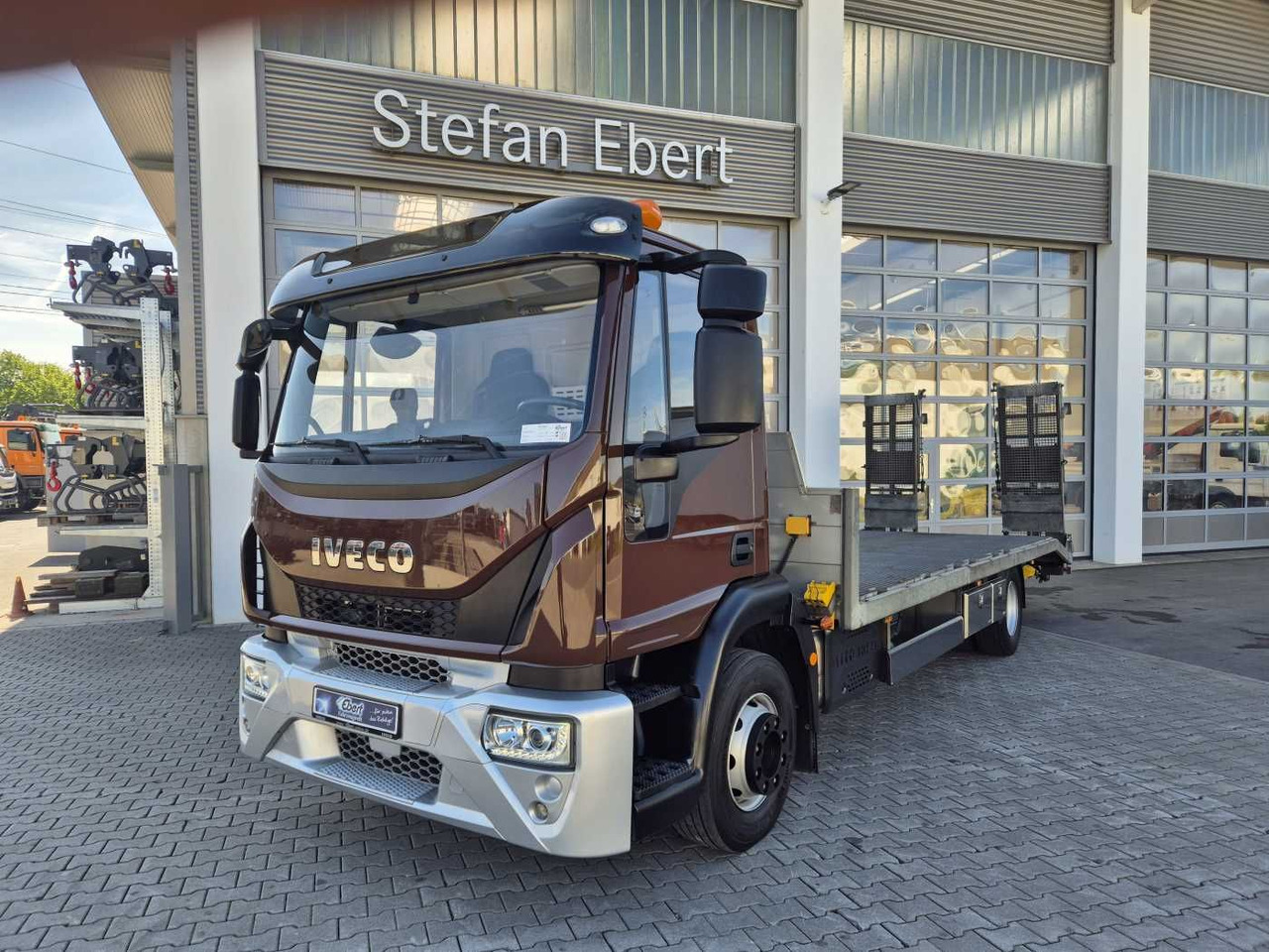 Iveco Eurocargo ML140E25/P Maschinentransporter Winde - Autotransporter: slika Iveco Eurocargo ML140E25/P Maschinentransporter Winde - Autotransporter Iveco Eurocargo ML140E25/P Maschinentransporter Winde - Autotransporter: slika Iveco Eurocargo ML140E25/P Maschinentransporter Winde - Autotransporter