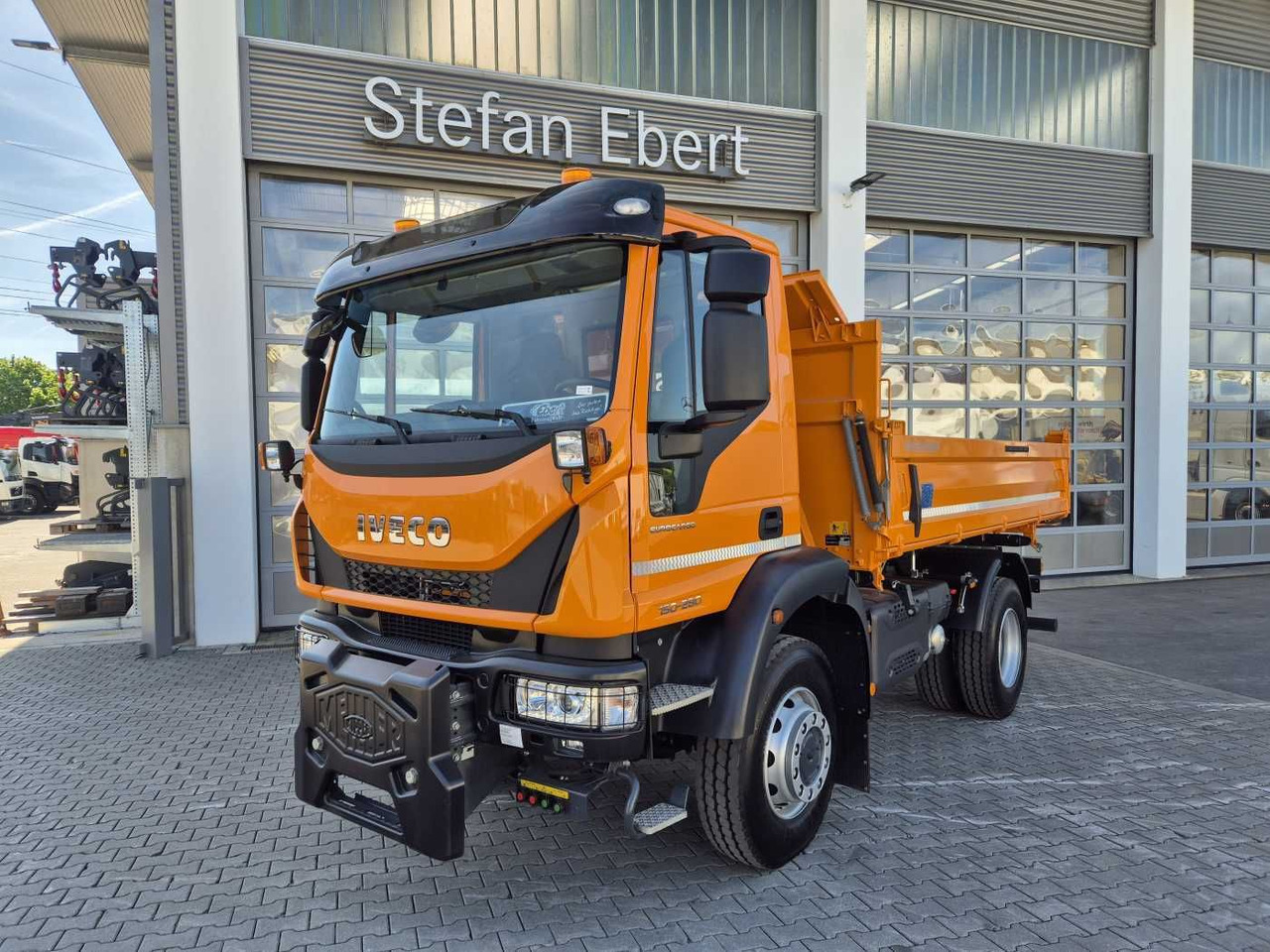 Iveco Eurocargo ML150E28W 4x4 Winterdienst Vorb. 2xAHK - Kiper: slika Iveco Eurocargo ML150E28W 4x4 Winterdienst Vorb. 2xAHK - Kiper Iveco Eurocargo ML150E28W 4x4 Winterdienst Vorb. 2xAHK - Kiper: slika Iveco Eurocargo ML150E28W 4x4 Winterdienst Vorb. 2xAHK - Kiper