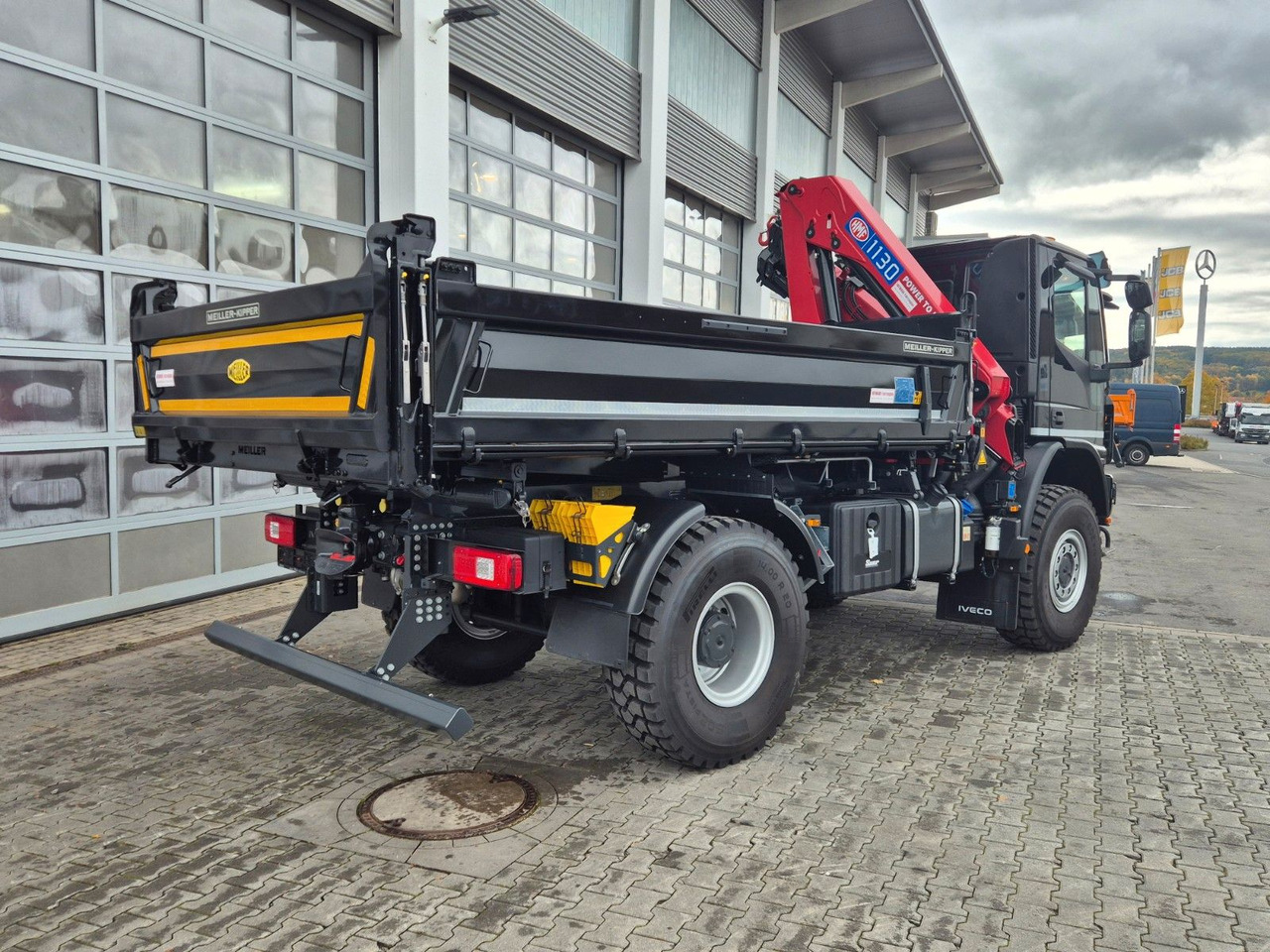 Kiper, Kamion s kranom Iveco Eurocargo ML150E32WS 4x4 Kran HMF 1130K Funk AHK: slika Kiper, Kamion s kranom Iveco Eurocargo ML150E32WS 4x4 Kran HMF 1130K Funk AHK Kiper, Kamion s kranom Iveco Eurocargo ML150E32WS 4x4 Kran HMF 1130K Funk AHK: slika Kiper, Kamion s kranom Iveco Eurocargo ML150E32WS 4x4 Kran HMF 1130K Funk AHK