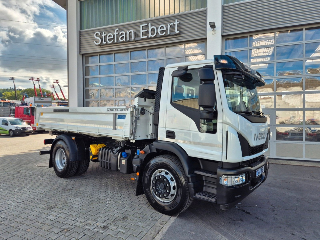 Iveco Eurocargo ML180E32K 4x2 Meiller AHK - Kiper: slika Iveco Eurocargo ML180E32K 4x2 Meiller AHK - Kiper Iveco Eurocargo ML180E32K 4x2 Meiller AHK - Kiper: slika Iveco Eurocargo ML180E32K 4x2 Meiller AHK - Kiper