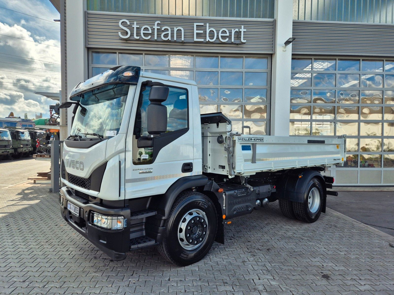 Iveco Eurocargo ML180E32K 4x2 Meiller AHK - Kiper: slika Iveco Eurocargo ML180E32K 4x2 Meiller AHK - Kiper Iveco Eurocargo ML180E32K 4x2 Meiller AHK - Kiper: slika Iveco Eurocargo ML180E32K 4x2 Meiller AHK - Kiper